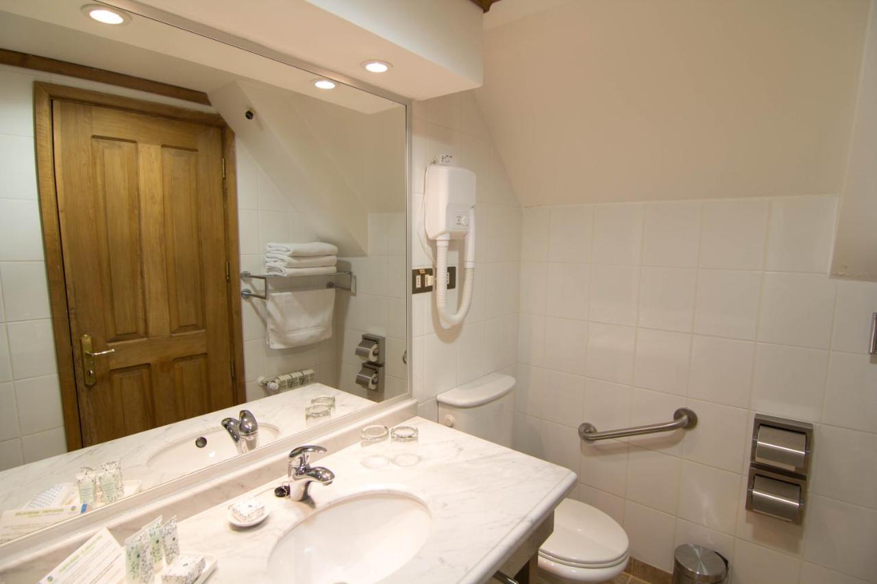 Hotel Y Cabanas Llanuras De Diana - Caja Los Andes Пуерто Наталес Екстериор снимка