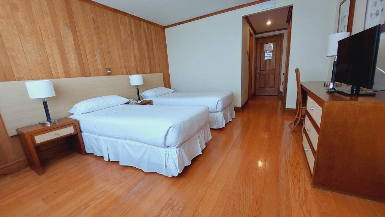 Hotel Y Cabanas Llanuras De Diana - Caja Los Andes Пуерто Наталес Екстериор снимка