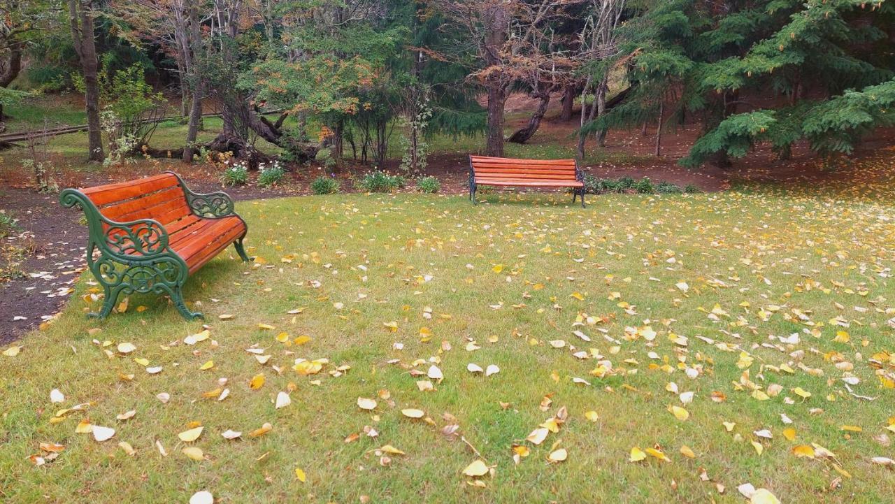 Hotel Y Cabanas Llanuras De Diana - Caja Los Andes Пуерто Наталес Екстериор снимка