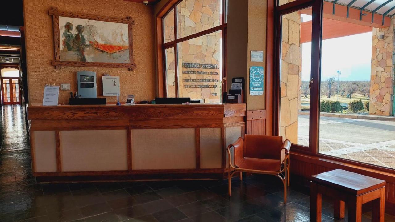 Hotel Y Cabanas Llanuras De Diana - Caja Los Andes Пуерто Наталес Екстериор снимка
