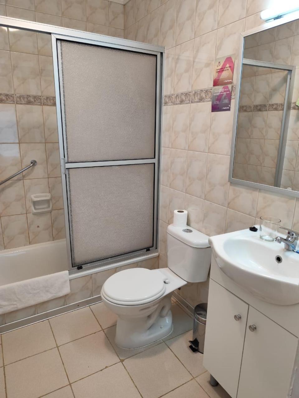 Hotel Y Cabanas Llanuras De Diana - Caja Los Andes Пуерто Наталес Екстериор снимка